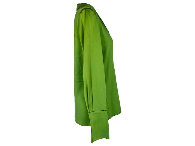 Autre Marque Blusa Galvan London com decote em V e mangas com punhos em cetim verde - vista 2