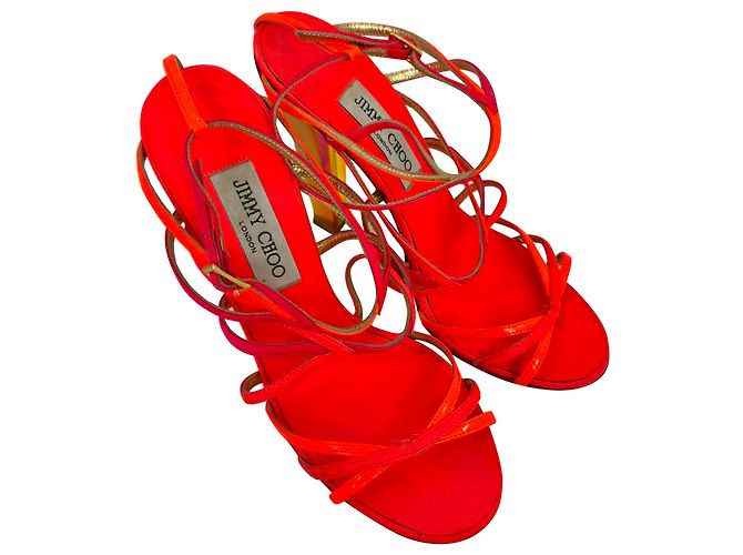 Sandali con tacco e cinturini Jimmy Choo in pelle arancione neon e rosa - vista 5