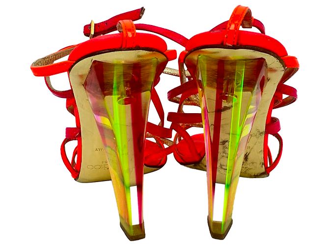 Sandali con tacco e cinturini Jimmy Choo in pelle arancione neon e rosa - vista 6