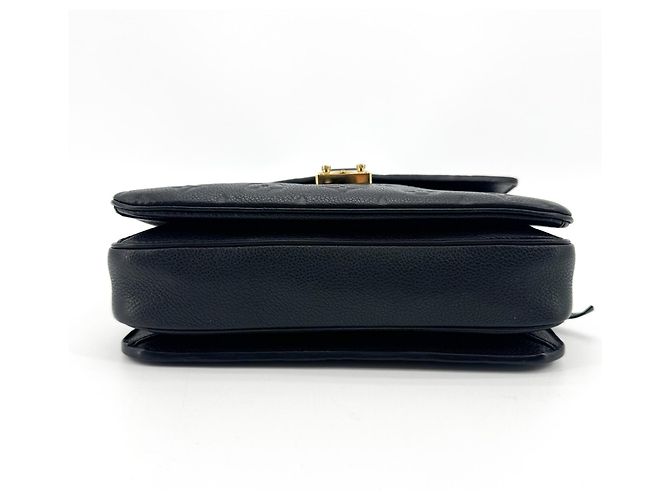 Louis Vuitton Pochette Metis Monogram Empreinte Leather East West Nero - vista 5