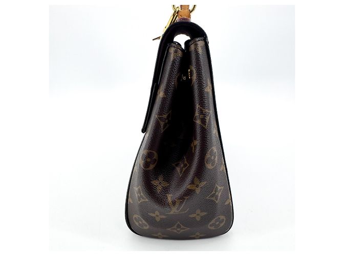 Louis Vuitton Cluny Top Handle Monogram Canvas BB Marron - vue 3