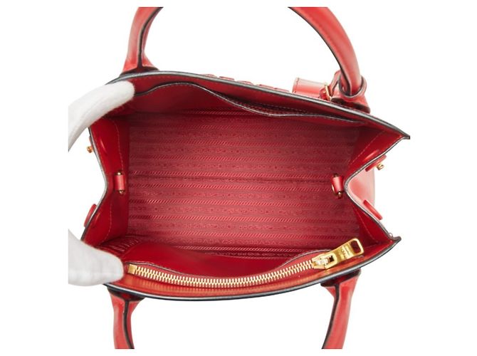 Prada monochrome Handtasche aus rotem Leder - Ansicht 9