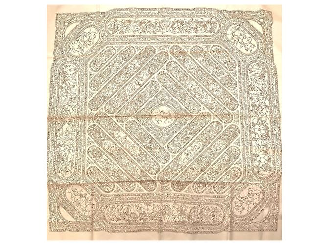 Hermès Foulard Hermes Carre 90 Calamin Crudo - vista 3