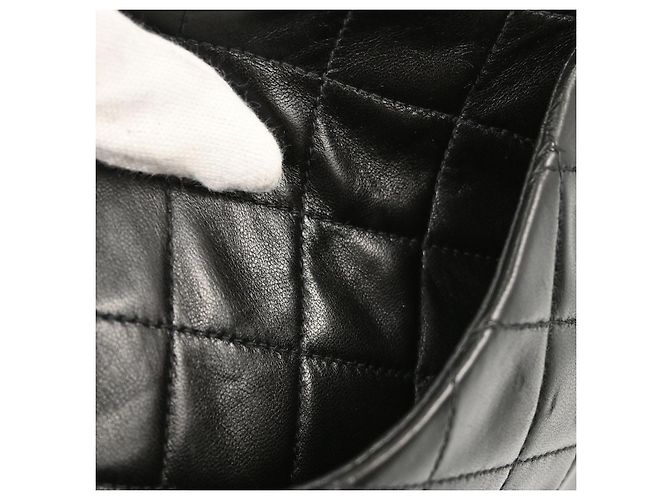 Chanel So Black Classic Single Flap Quilted Lambskin Medium Noir - vue 6