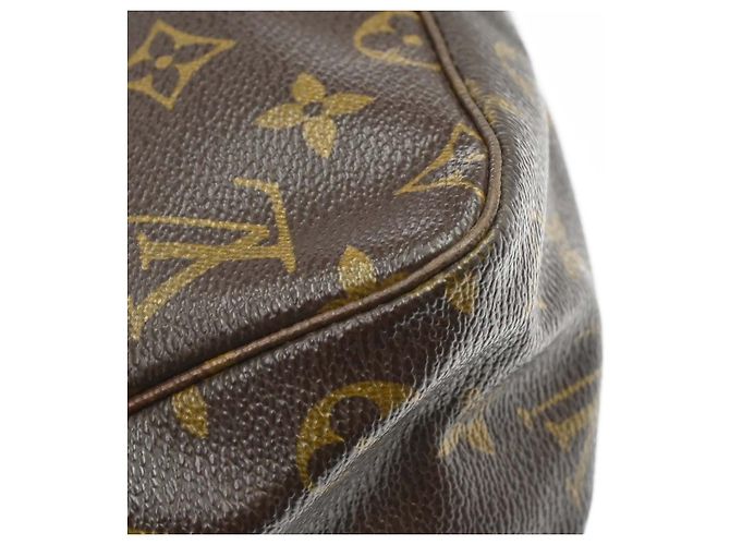 Louis Vuitton Trousse Toiletry Monogram Canvas 28 Marron - vue 4