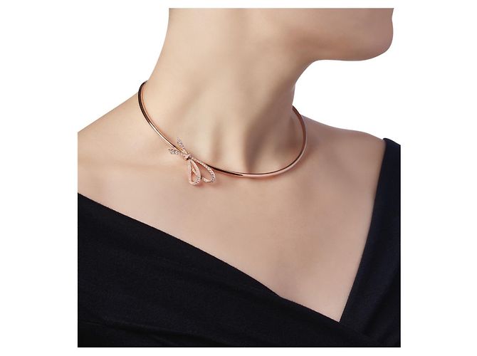 Collana Choker Tiffany & Co. Bow Collection in Oro Rosa e Diamanti D'oro - vista 2