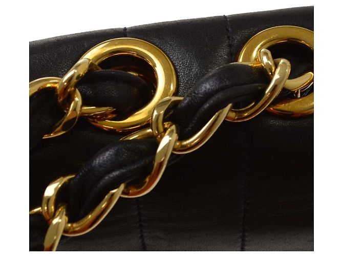 Chanel Vintage Classic Single Flap Vertical Quilt Lambskin Jumbo Nero - vista 6