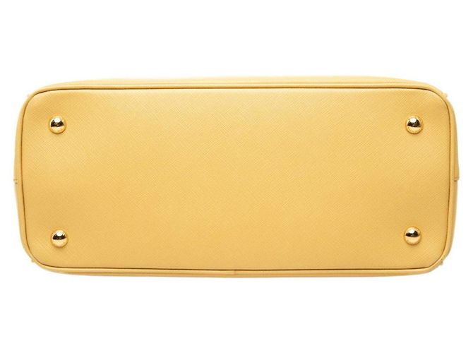 Borsa a mano/Borsa a tracolla Prada Galleria con placca logo triangolare Giallo - vista 3