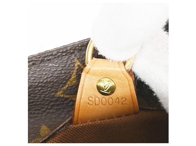 Louis Vuitton Vavin Monogram Canvas GM Brown - view 7