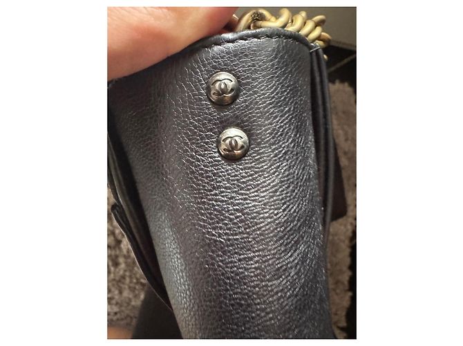 Borsa a mano Chanel in pelle nera trapuntata con chiusura CC Nero - vista 5