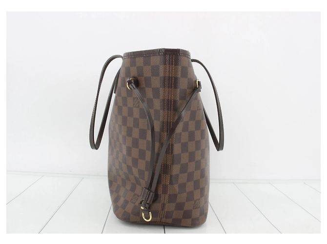 Louis Vuitton Neverfull Bandouliere Inside Out Monogram Canvas and Textile MM Marrone - vista 3