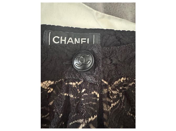 Calças Chanel de renda pretas com riscas laterais de cetim Preto - vista 3
