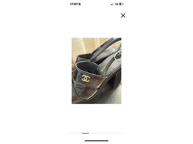 Chanel Sandali platform in pelle verniciata nera con logo CC Nero - vista 4