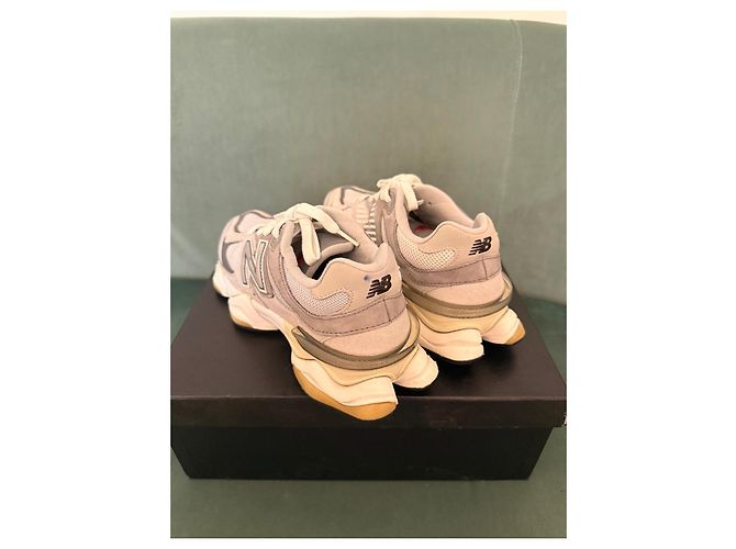Sneakers New Balance 9060 Grigie e Bianche Bianco Grigio - vista 3