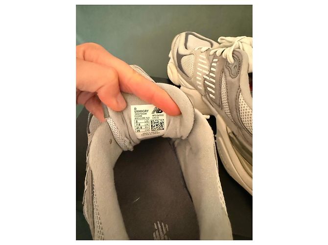 Sneakers New Balance 9060 Grigie e Bianche Bianco Grigio - vista 4