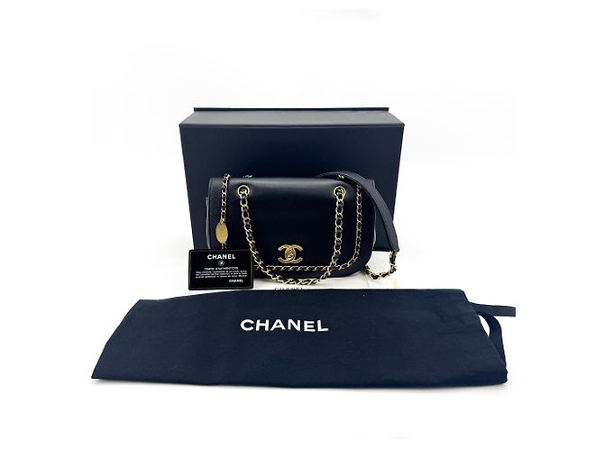 Chanel Flap with Chain Leather Nero - vista 2