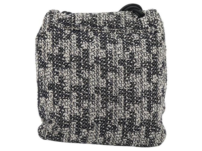 Chanel Camellia Messenger Tweed Large Nero - vista 2