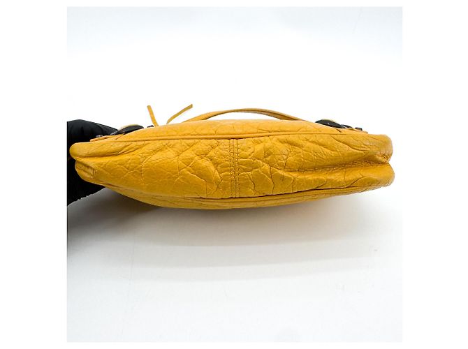 Balenciaga Hip Classic Studs Leather Giallo - vista 5