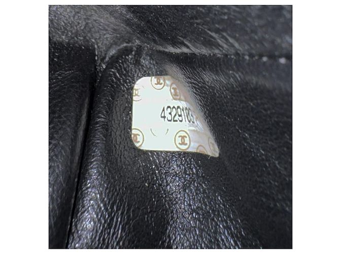 Mochila Chanel em couro envernizado preto - vista 13