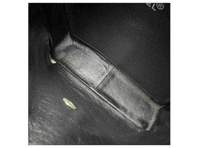 Mochila Chanel em couro envernizado preto - vista 5