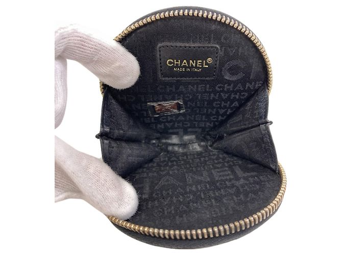 Chanel Camellia Münzbeutel aus schwarzem Kalbsleder - Ansicht 4
