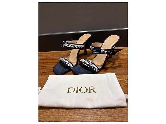 Autre Marque Dior Sandali con tacco in denim blu navy e pizzo - vista 9