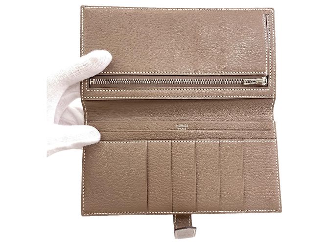 Hermès Portafoglio lungo Hermes Bearn Soufflet in Etoupe Gray Taupe - vista 4