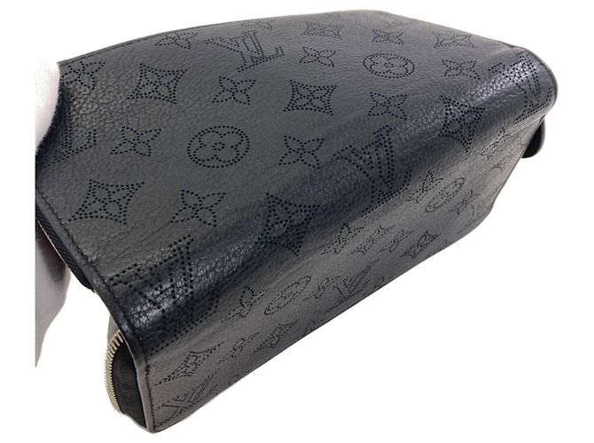Cartera larga Louis Vuitton en piel Mahina Noir Negro - vista 10