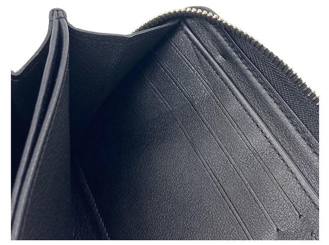 Cartera larga Louis Vuitton en piel Mahina Noir Negro - vista 9