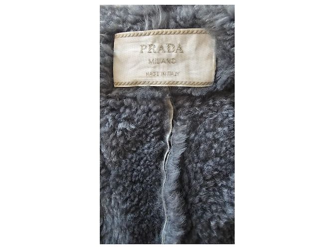 Casaco Prada em pele de carneiro e pele de vison com ornamentos Cinza Metálico - vista 5