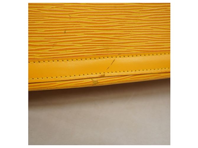 Louis Vuitton Epi Lussac Shoulder Bag Yellow - view 10