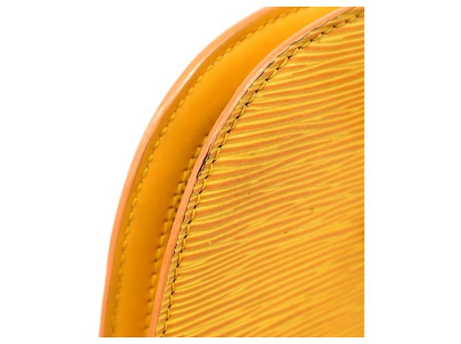 Louis Vuitton Epi Lussac Shoulder Bag Yellow - view 9