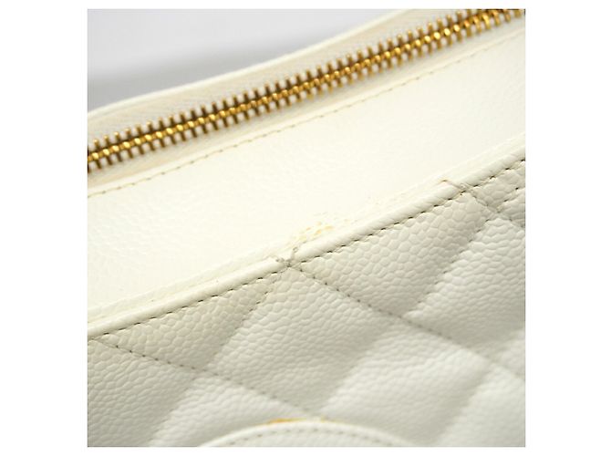Borsa a tracolla Chanel Matelassé con catena Bianco - vista 8