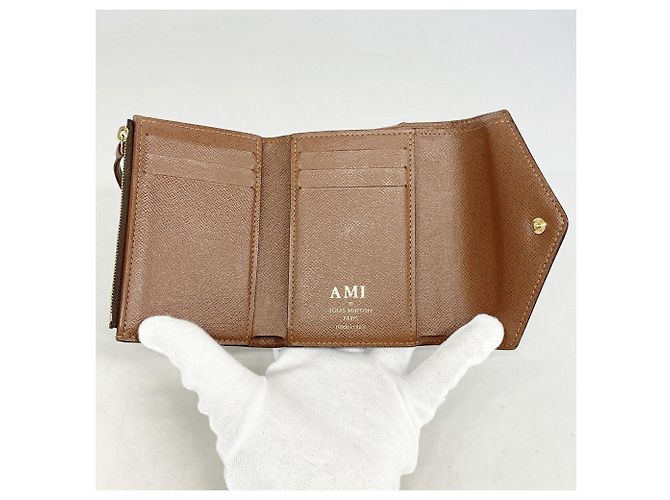 Portafoglio Louis Vuitton Tri-fold Marrone - vista 3