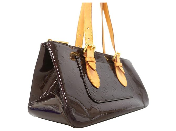 Borsa a tracolla Louis Vuitton Vernis Rosewood Avenue Bordò - vista 2