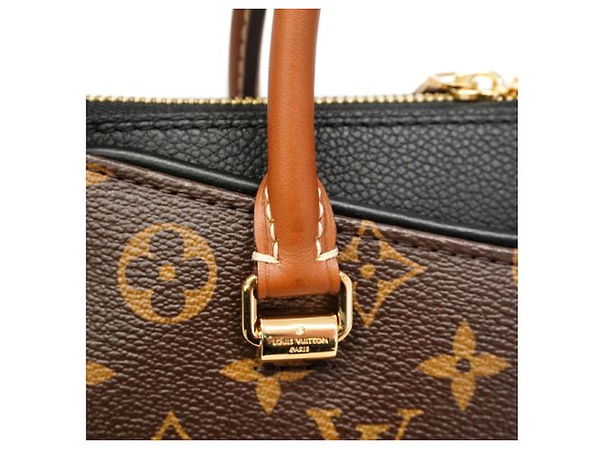 Borsa Louis Vuitton Monogram Pallas BB Nero - vista 9