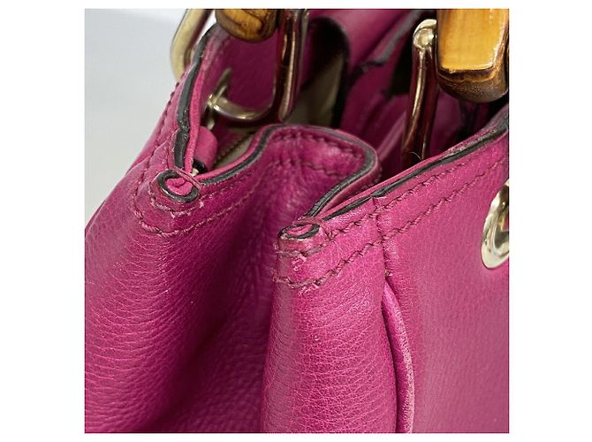 Sac à main Gucci Bamboo en cuir violet - vue 8