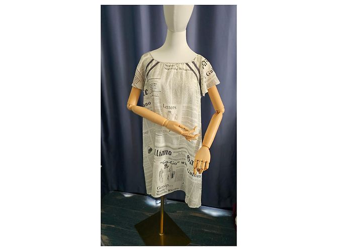 John Galliano Kleid mit Zeitungsmuster Schwarz Weiß - Ansicht 3