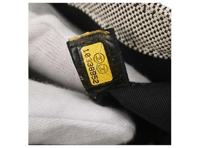 Chanel Camellia No.5 Flap Canvas Negro - vista 5