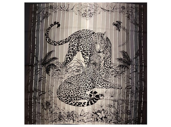 Hermès Pañuelo Hermes Carre 90 Jungle Love Negro - vista 3