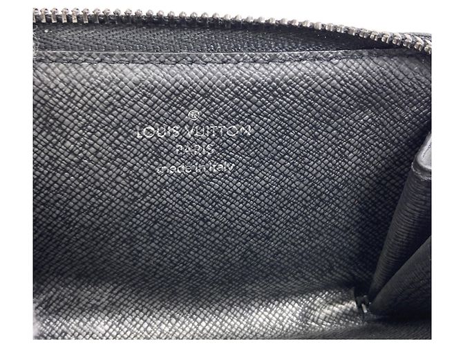 Zippy Louis Vuitton Monogram Eclipse Coin Case - view 6