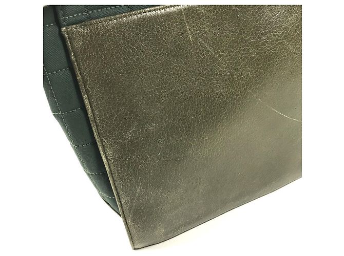 Borsa Chanel Chocolate Bar in Khaki Cachi - vista 10