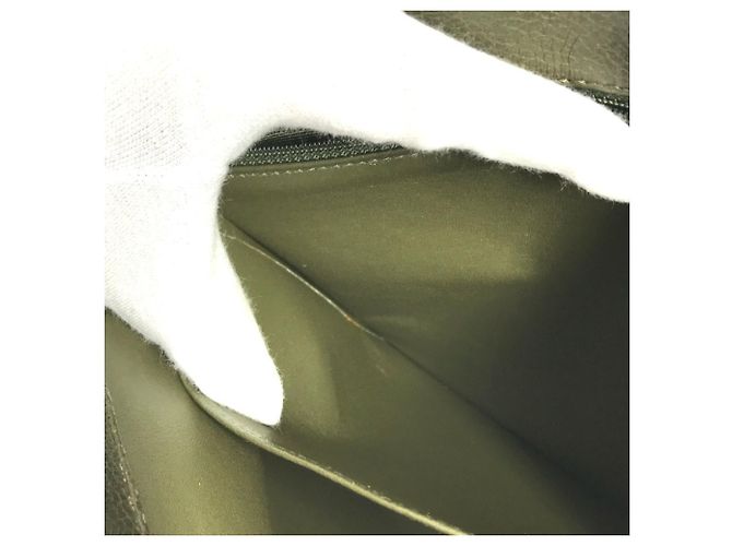 Borsa Chanel Chocolate Bar in Khaki Cachi - vista 15