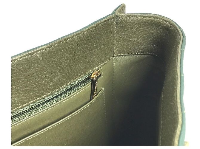 Borsa Chanel Chocolate Bar in Khaki Cachi - vista 16