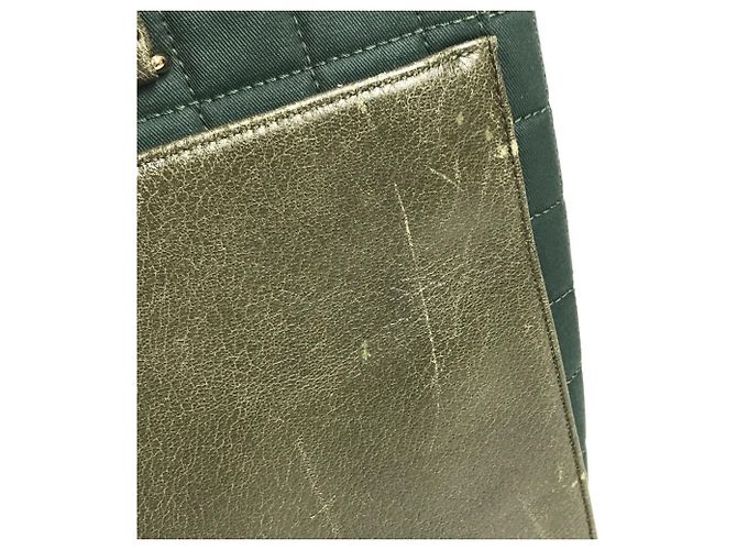 Borsa Chanel Chocolate Bar in Khaki Cachi - vista 9
