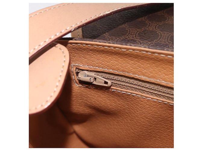 Céline Borsa a tracolla CELINE Macadam PVC Marrone Tono Oro Auth mr3037A - vista 26