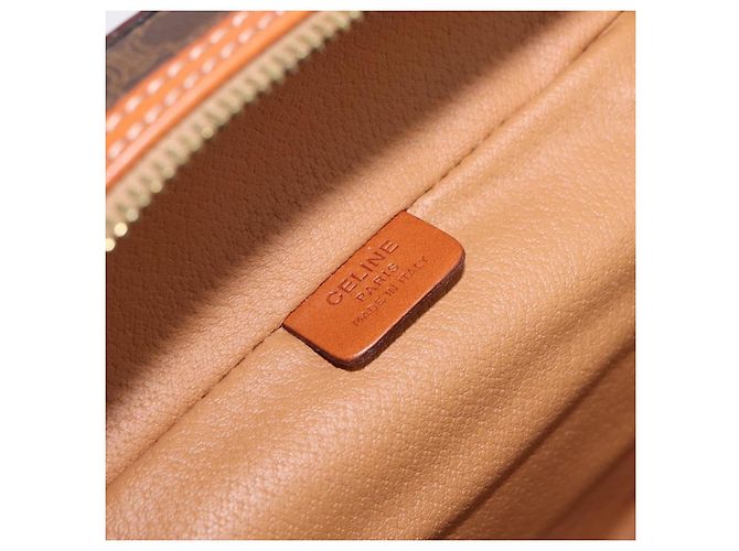 Céline Necessaire per cosmetici CELINE Macadam Vanity PVC Brown Gold Tone Auth ki6895M Marrone - vista 19