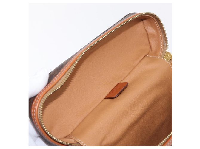Céline Necessaire per cosmetici CELINE Macadam Vanity PVC Brown Gold Tone Auth ki6895M Marrone - vista 20