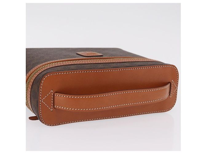 Céline Necessaire per cosmetici CELINE Macadam Vanity PVC Brown Gold Tone Auth ki6895M Marrone - vista 6