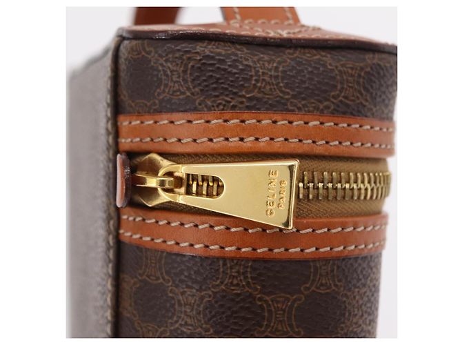 Céline Necessaire per cosmetici CELINE Macadam Vanity PVC Brown Gold Tone Auth ki6895M Marrone - vista 9